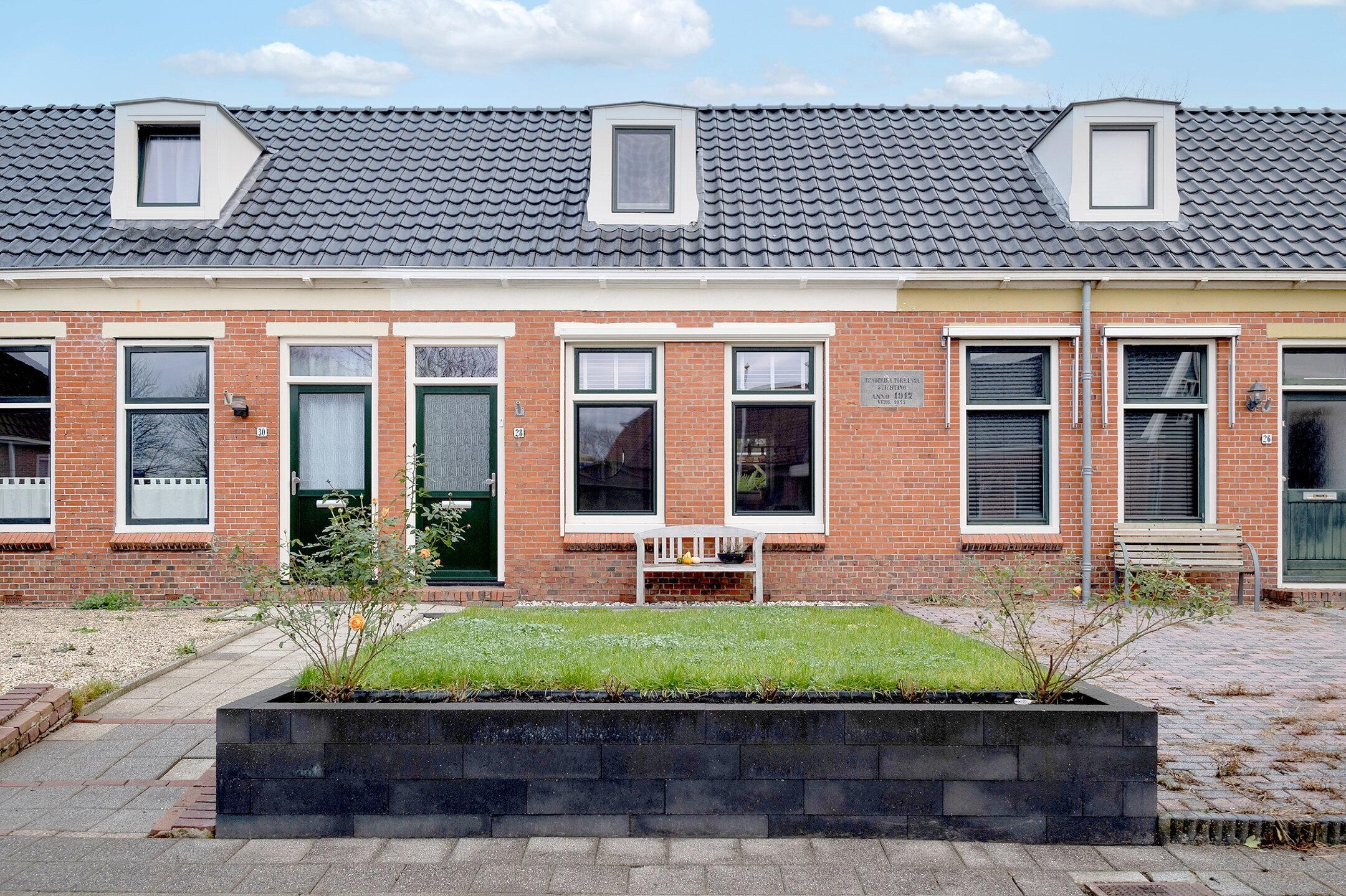 Video - Leerweg 28, Ulrum