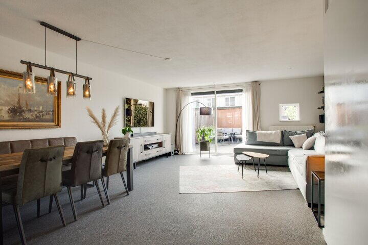 Lelyschans 22 , Zoetermeer