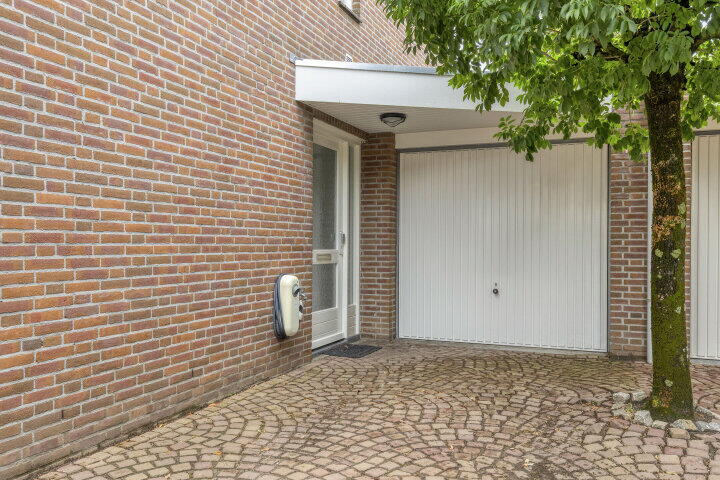 Foto 8 – Marga Klompéstraat 15, Waalwijk