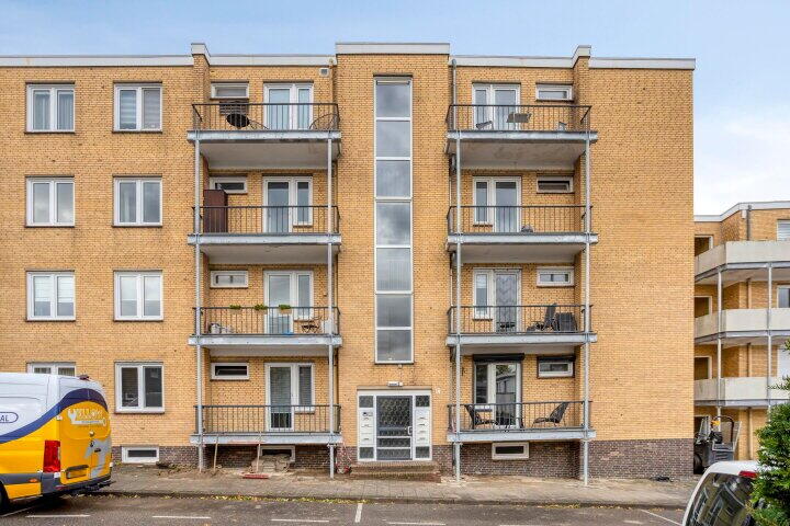 Foto 1 - Margrietstraat 1, Beek