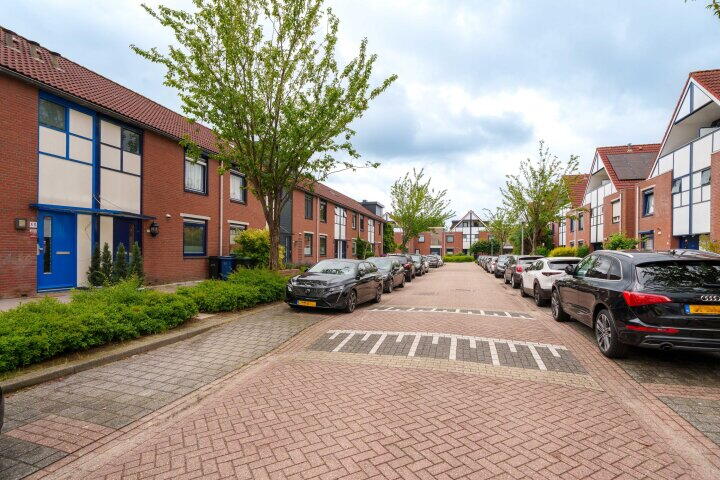 Foto 32 – Max Takstraat 57, Almere