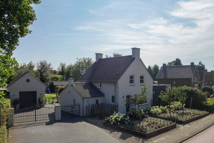 Foto 1 - Mgr Aertsstraat 42, Swolgen