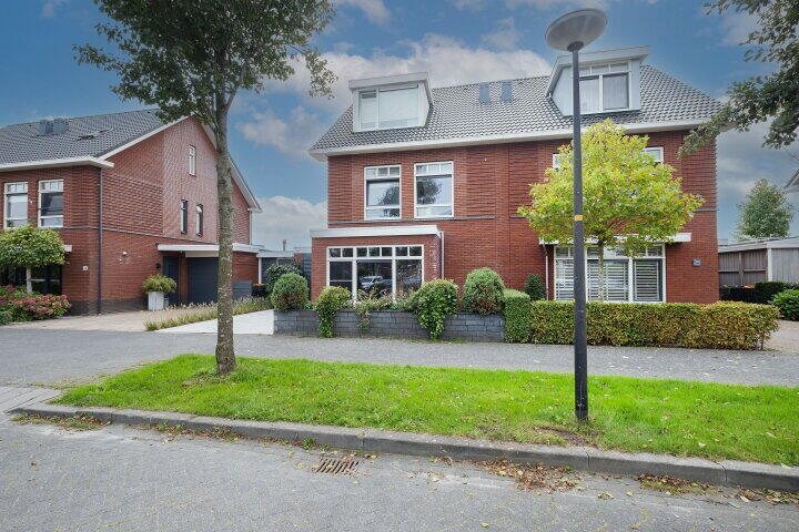 Foto 3 - Oeverzeggeweg 36, Heerhugowaard