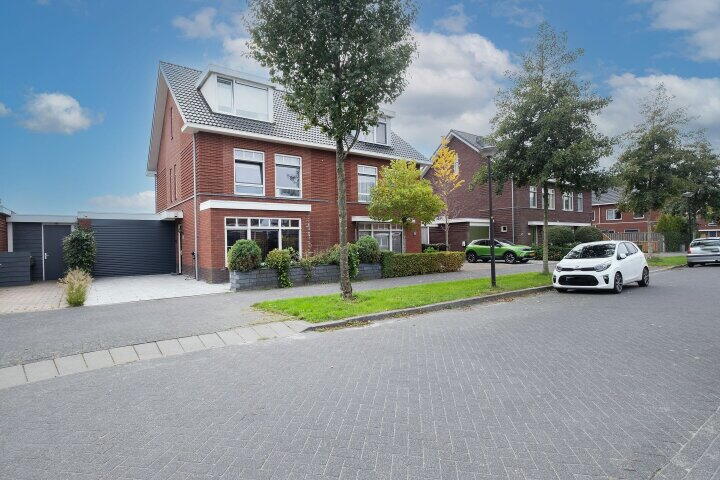 Foto 36 - Oeverzeggeweg 36, Heerhugowaard