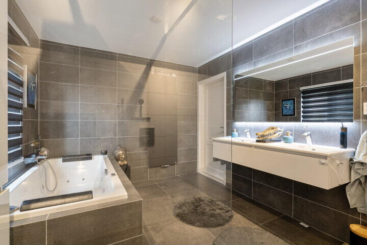 Foto 29 - Onze Lieve Vrouwestraat 15, Veldwezelt