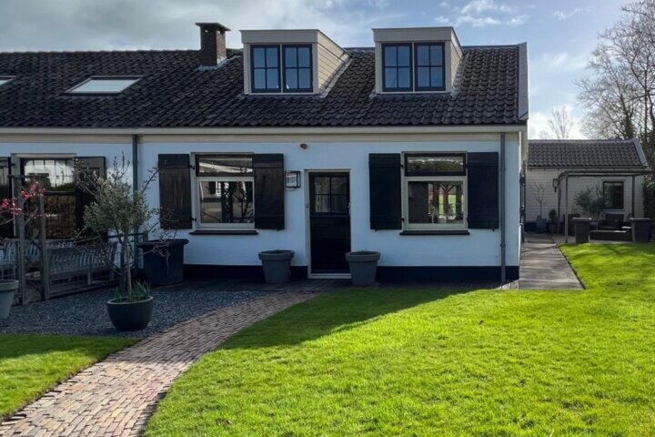 Oud Over 56 , Loenen aan de Vecht