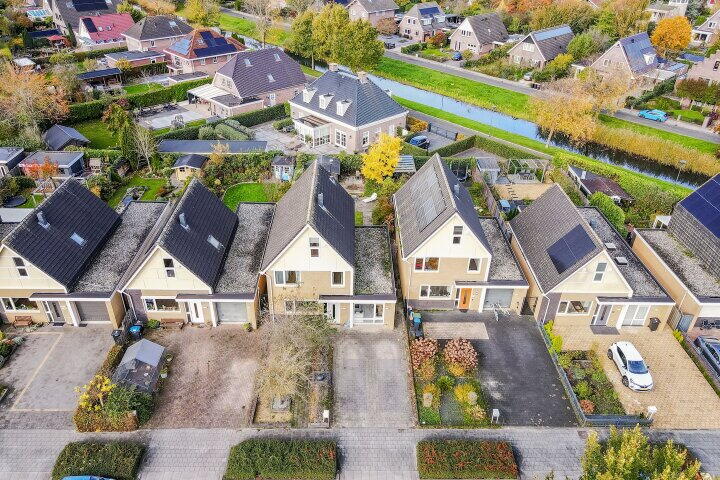 Foto 1 - Overcinge 50, Lelystad