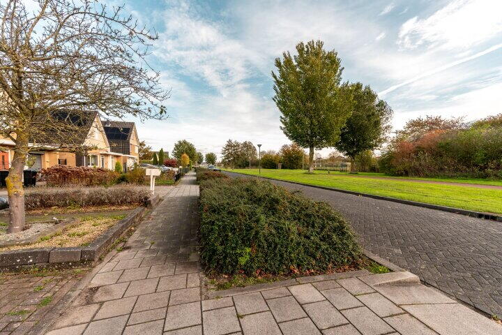 Foto 50 - Overcinge 50, Lelystad