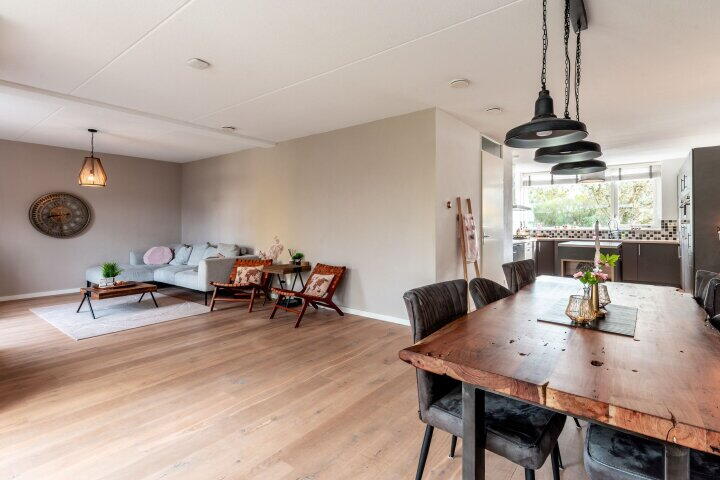 Foto 10 - Overcinge 50, Lelystad