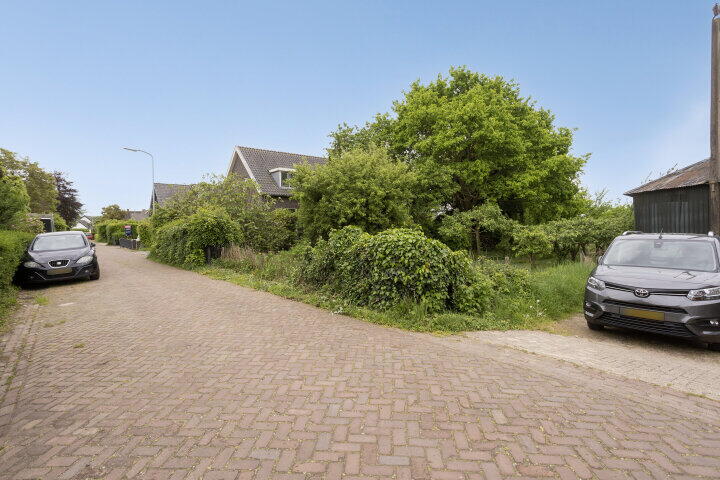 Parallelweg naast 2b Ong