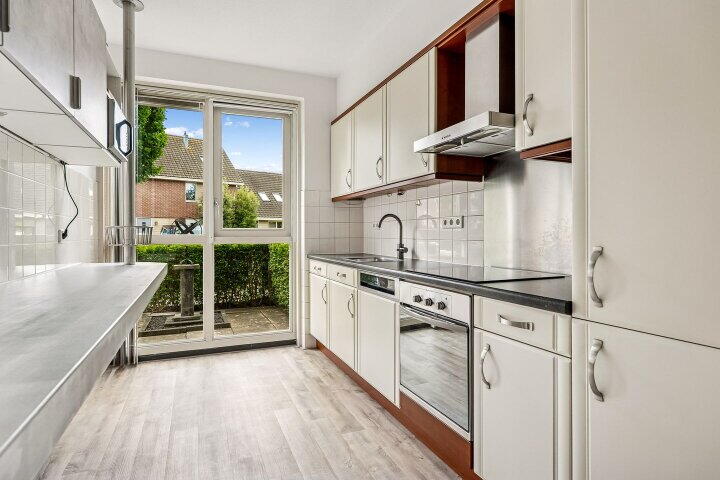 Foto 3 – Peter van Straatenhof 21, Almere