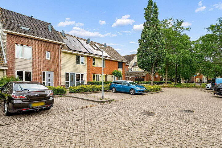 Foto 43 – Peter van Straatenhof 21, Almere
