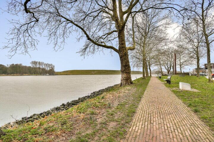 Foto 4 - Piet Heinstraat 17, Sliedrecht