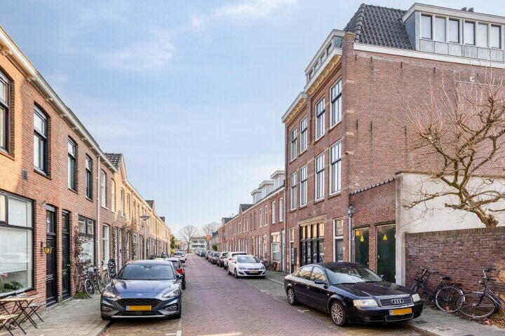 Foto 1 - Rembrandtstraat 1 B3, Delft