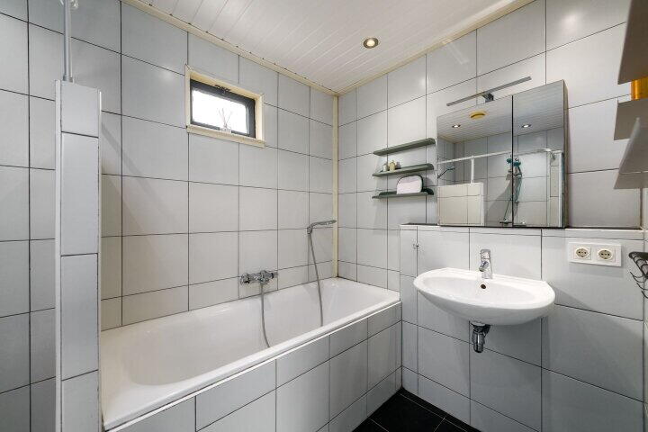 Foto 18 – Rijksweg 160, Jirnsum