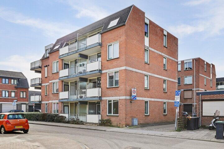 Foto 2 - Romeinenplein 49, Landgraaf