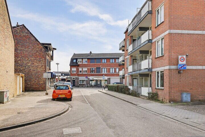 Foto 3 - Romeinenplein 49, Landgraaf