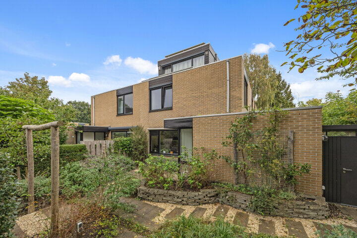 Hoofdfoto woning Rozentuin 306, Voorburg