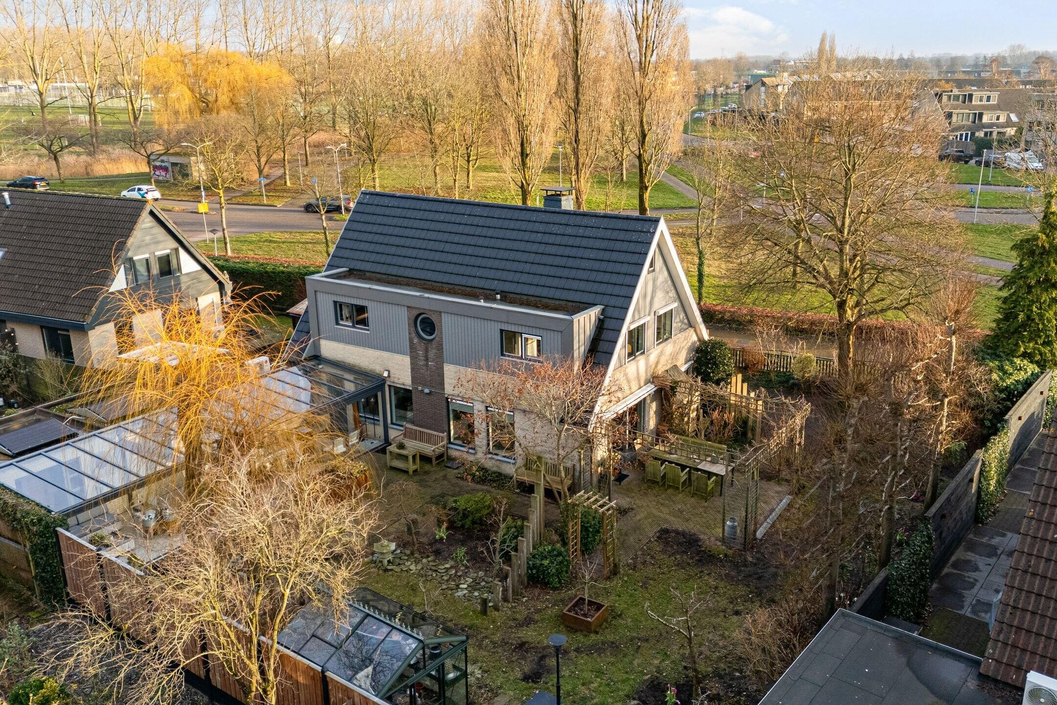 360 foto - Saxofoonweg 2, Almere