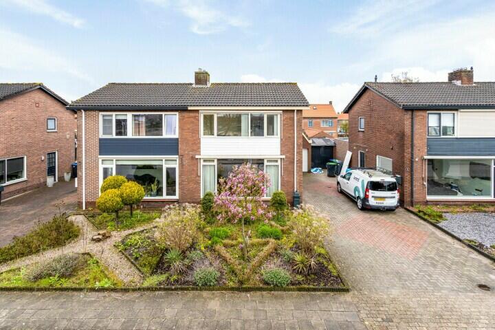 Spireastraat 13 , Wezep