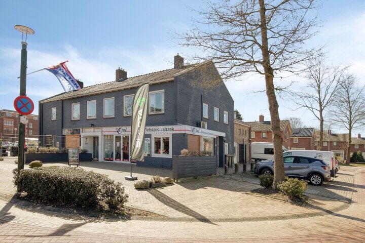 Stationsstraat 22