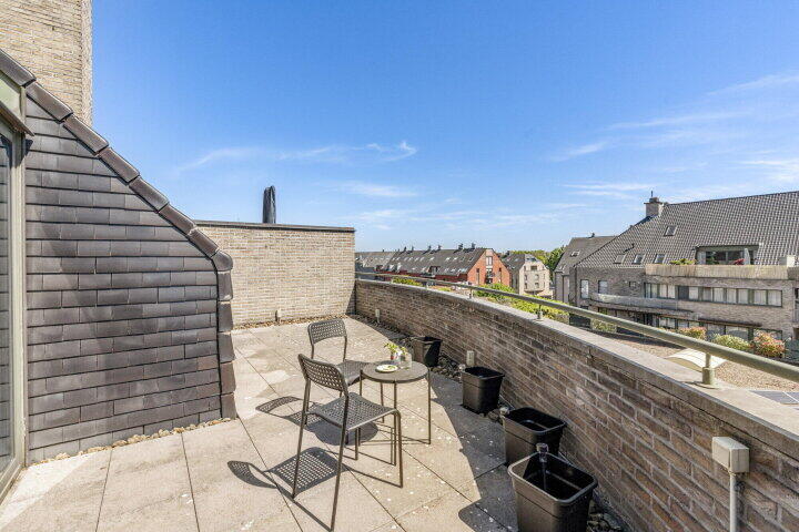 Foto 12 - Stationsstraat bus 316, Lanaken