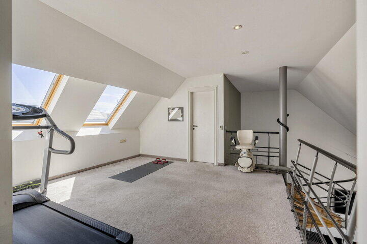 Foto 16 - Stationsstraat bus 316, Lanaken