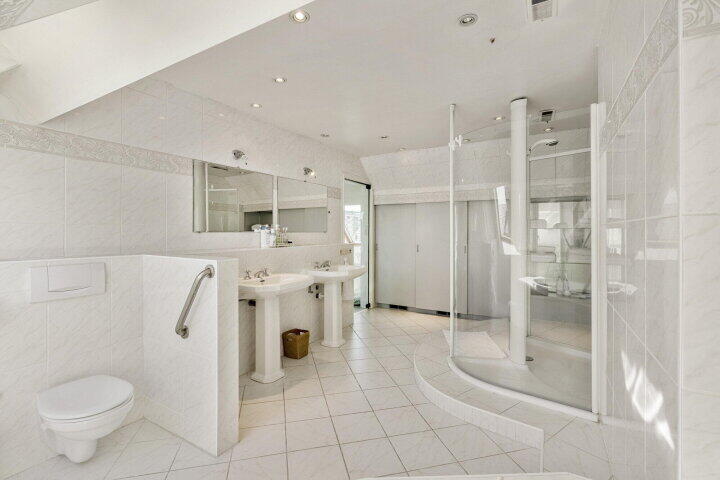 Foto 26 - Stationsstraat bus 316, Lanaken