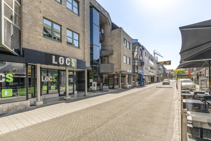 Foto 29 - Stationsstraat bus 316, Lanaken