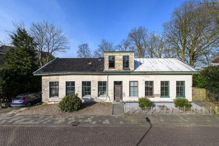 Foto 42 - Stationsstraat 8, Heerenveen