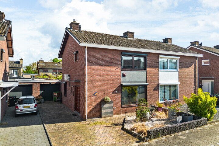 Foto 1 - Stiftstraat 7, Landgraaf