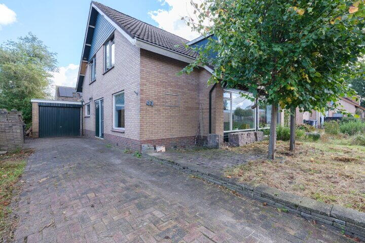 Suderom 41 , Boornbergum