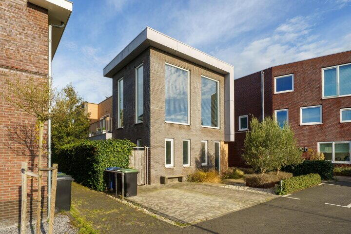 Foto 1 - Toenzalstraat 13, Almere