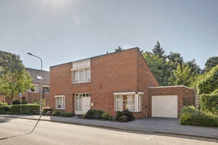 Torenstraat 4