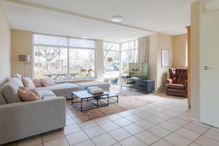 Foto 12 - Tribune 2, Balk