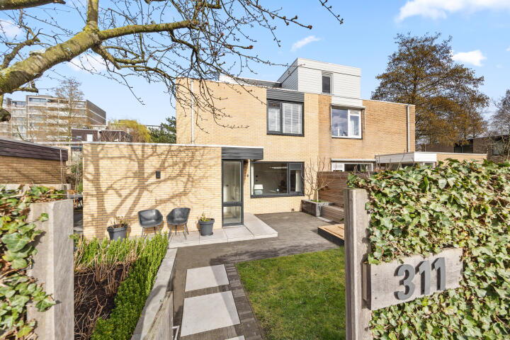 Tulpentuin 311 , Voorburg