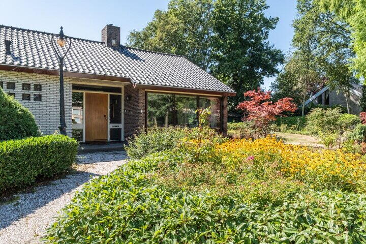 Foto 49 – van Ewsumlaan 2, Roden