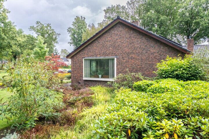Foto 56 – van Ewsumlaan 2, Roden