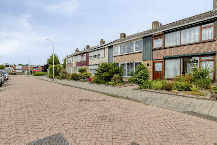 Foto 33 – Van Goghlaan 286, Roosendaal