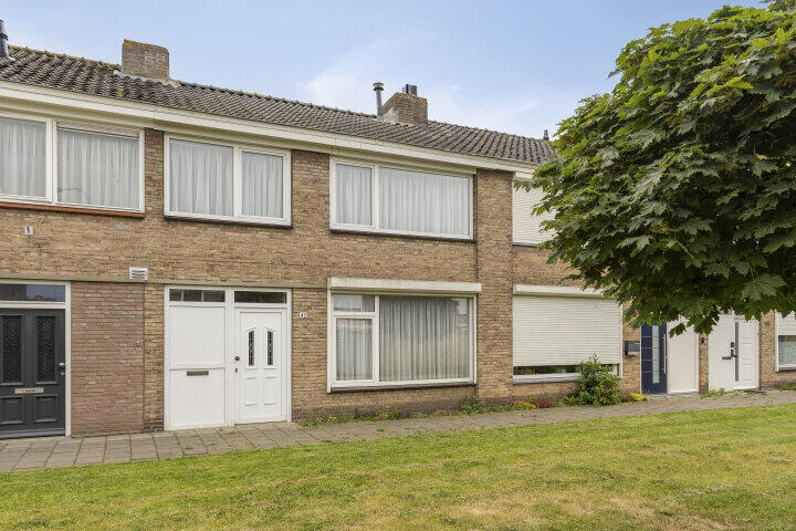 Foto 35 – Van Goghlaan 40, Roosendaal