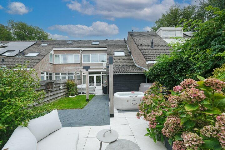 Video 1 - van Necksingel 25, Heerhugowaard