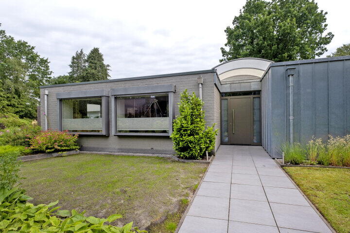 Main photo of the property Van Veen's park 38, Smilde