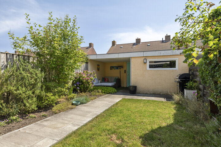 Foto 35 – Van Veldekelaan 27, Roosendaal