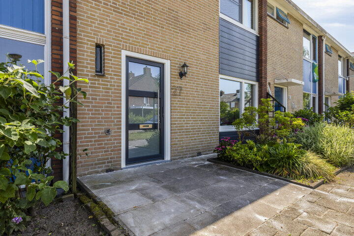 Foto 47 – Van Veldekelaan 27, Roosendaal