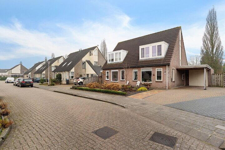 Foto 6 - Veenlanden 18, Steenwijk