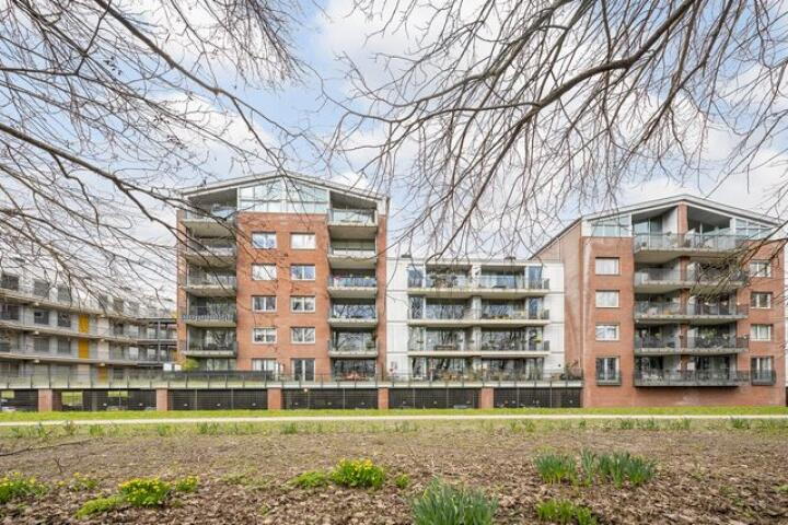 Vesting 114 , Vijfhuizen