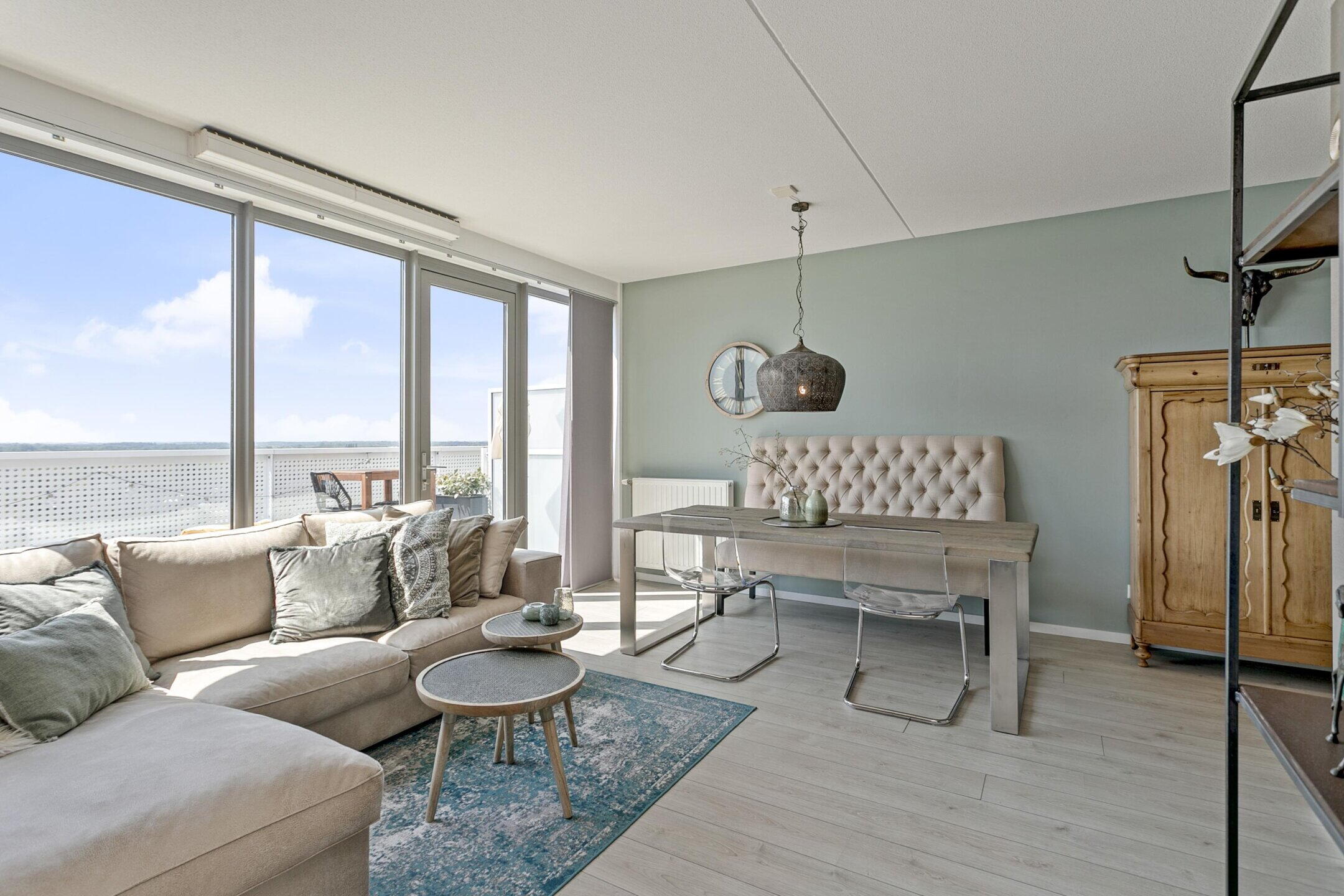 360 foto - Vijfhagen 148, Breda