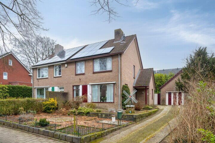 Foto 1 - Vijverlaan 12, Arnhem