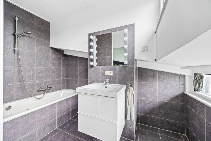 Foto 32 - Vogelenzanglaan 9, Den Haag