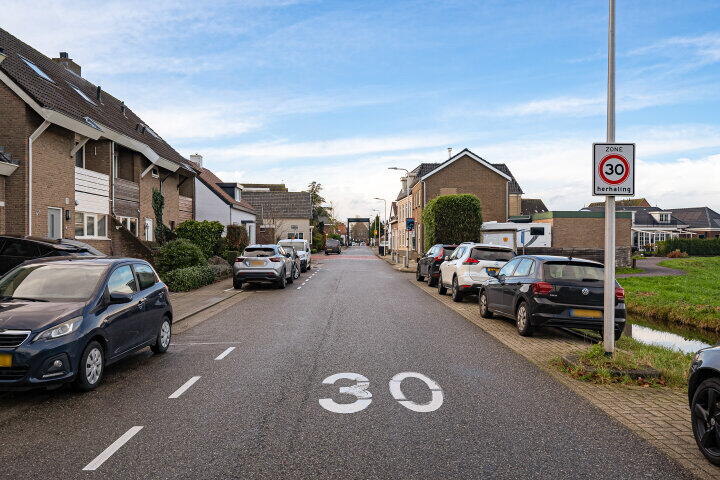 Foto 37 - Voorweg 25, Hazerswoude-dorp